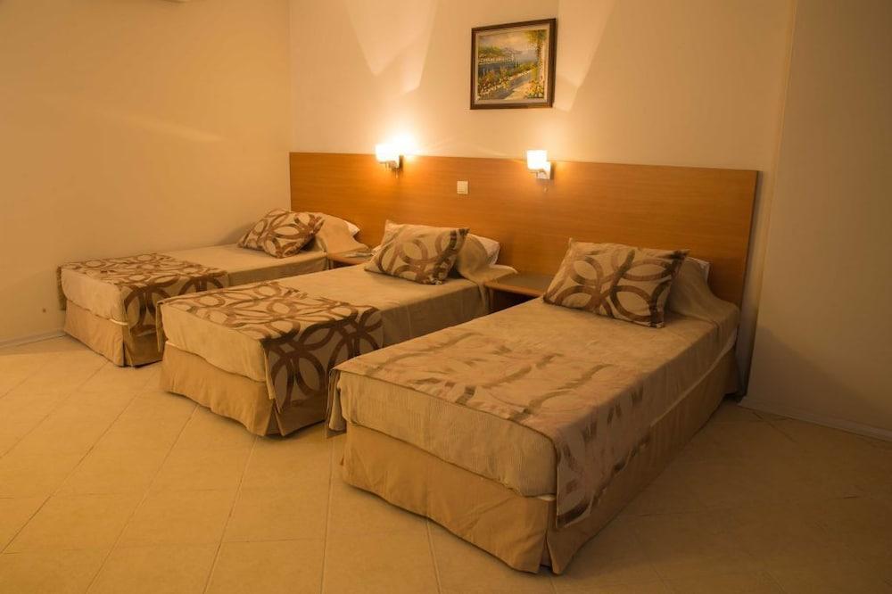 Royal Palm Beach Hotel غومْبيت المظهر الخارجي الصورة
