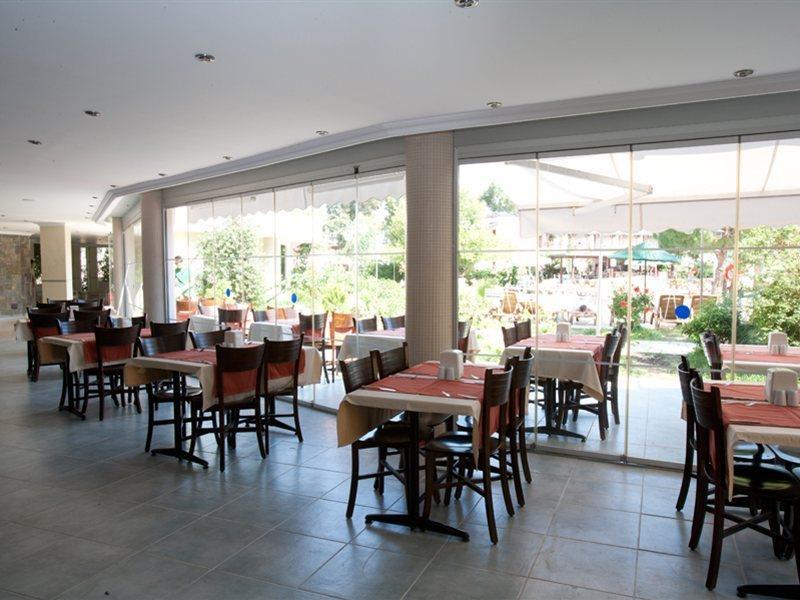 Royal Palm Beach Hotel غومْبيت المظهر الخارجي الصورة