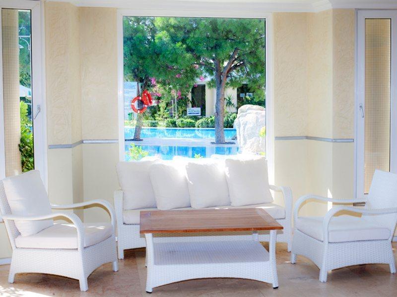 Royal Palm Beach Hotel غومْبيت المظهر الخارجي الصورة